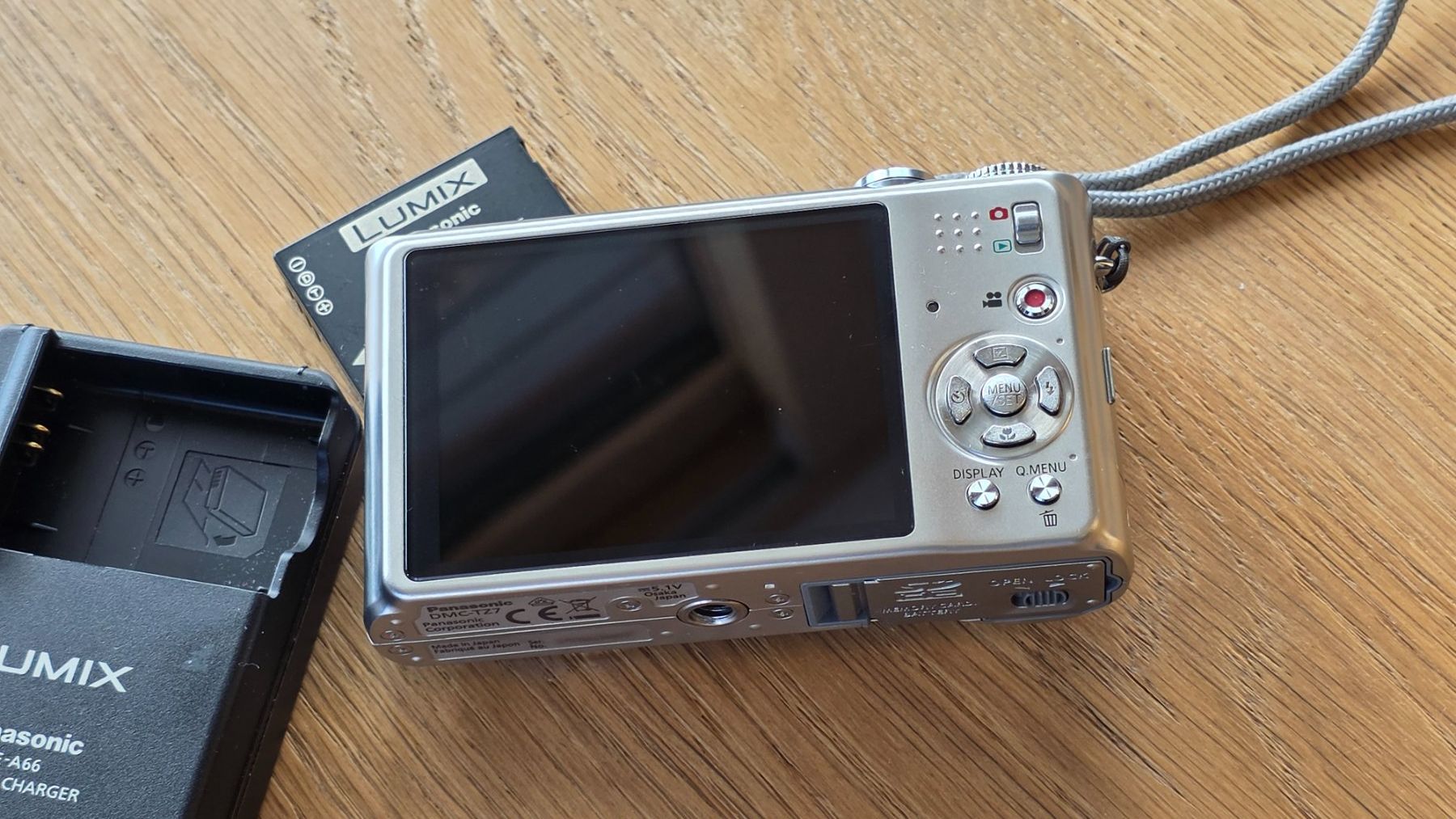Panasonic Fotocamera: Panasonic Lumix  DMC - TZ 7 – Usato da Lax venduto da Ski99xy 2