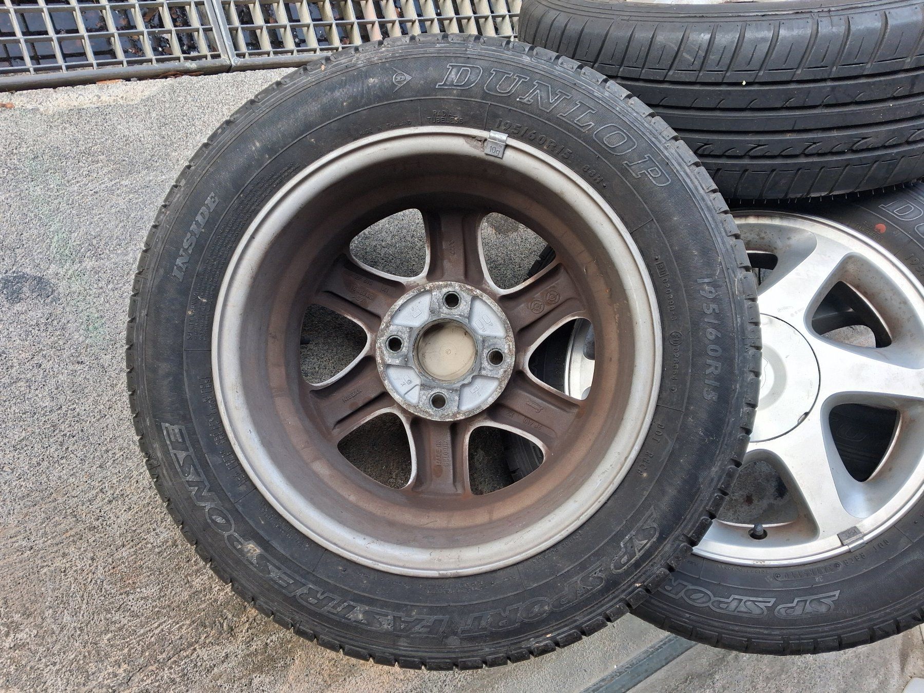 Pneumatici & Ruote complete: Nissan Primera Räder – Usato da Bilten venduto da Thebest0 3
