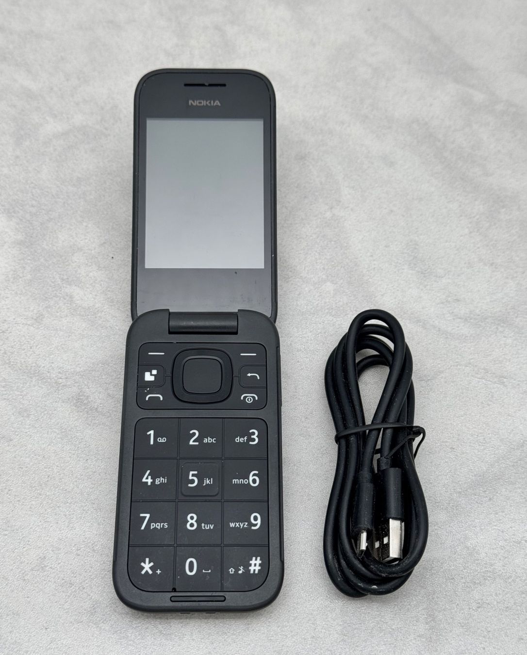 Nokia Handys / Smartphones: Nokia 2660 Flip 4G Dual SIM SIM Frei – Gebraucht aus Hermetschwil-Staffeln von Mobile2013 4