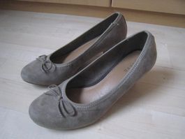 PUMPS / Ballerina mit Absatz Gr. 39  PESARO
