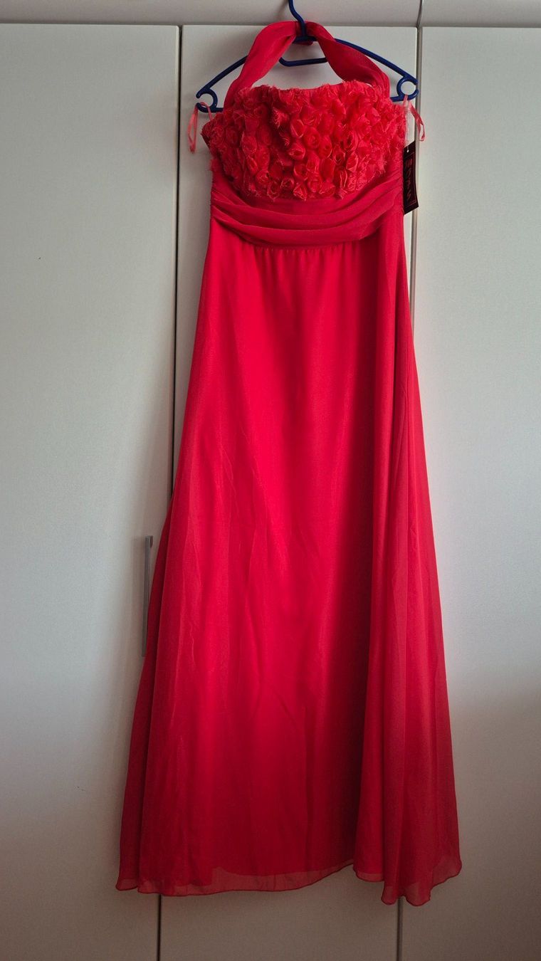Kleider: Pawa Queen Abendkleid, Gr. 40, rot, lang - neu – Neu (gemäss Beschreibung) aus Triesenberg von saturna1 3