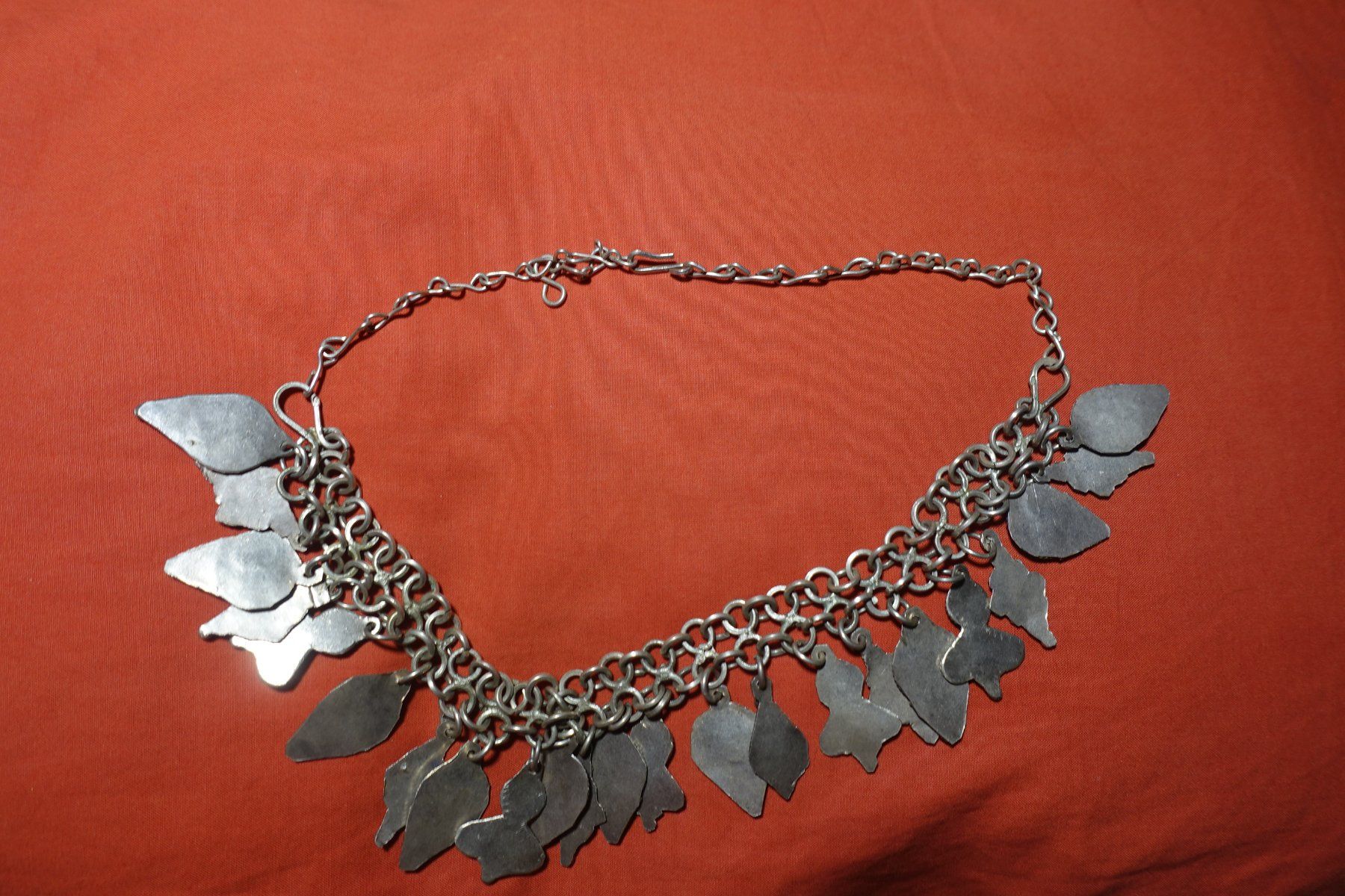 Catenine: Kabyl Schmuck, Halskette Silber, Handarbeit – Usato da Marly venduto da Schrumpf 1