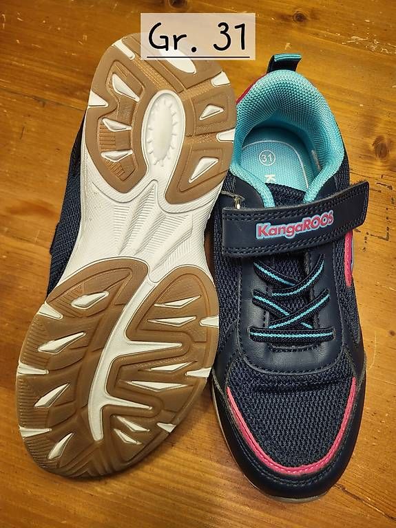 Scarpe per ragazzi: Hallenturnschuhe 31 – Usato da Zürich venduto da deb_ft5r