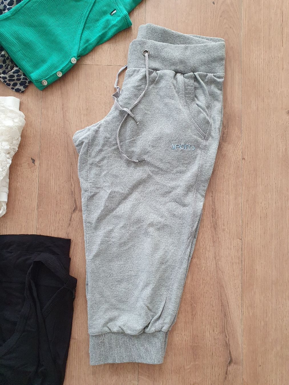 Lotti di vestiti: Damen Kleiderpaket in der Grösse S/ 36 – Usato da Niederönz venduto da STI88 4