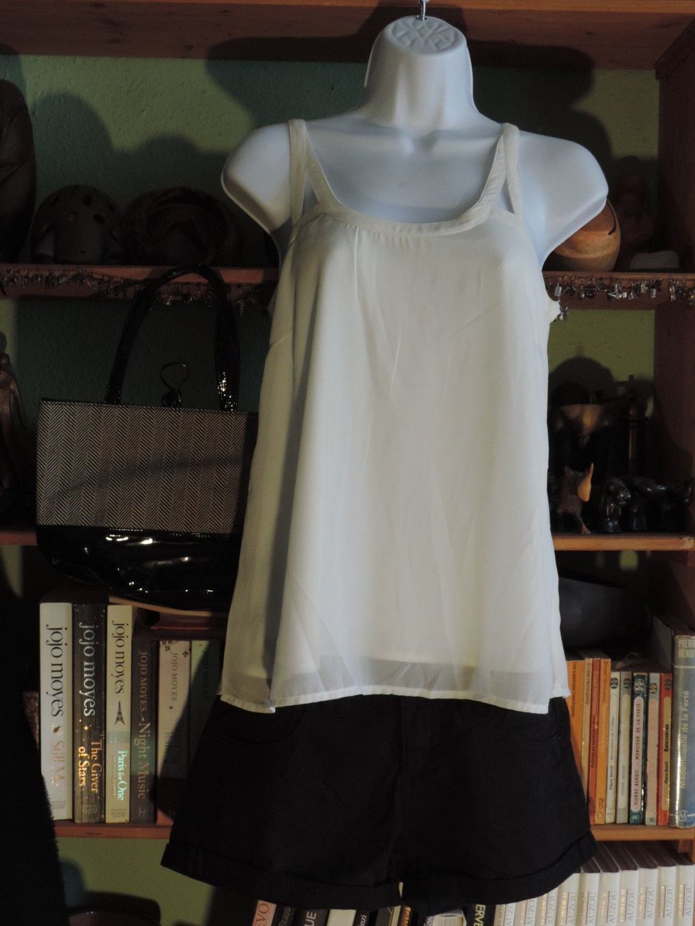 Lotti di vestiti: ensemble classic black&white – Usato da Genève venduto da Axelle333 7