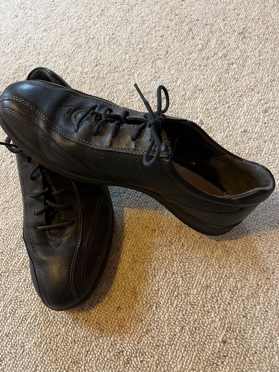 Ecco Damenschuhe: Schwarze Ecco Schuhe, Lederschuhe, Gr. 41 – Gebraucht aus Bassersdorf von Steyning88 1