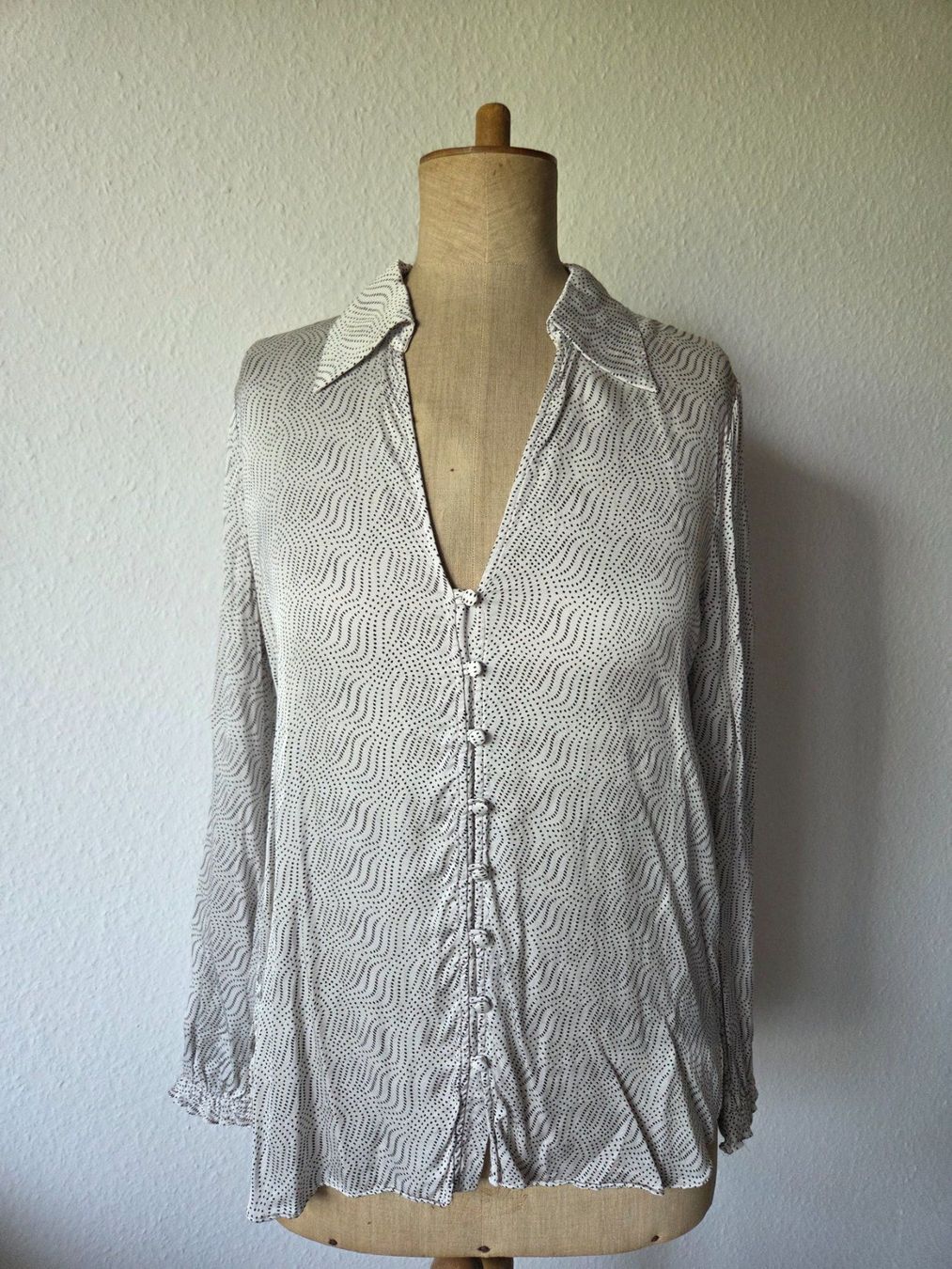 Blusen: Massimo Dutti Bluse, Gr. 40 – Gebraucht aus Zürich von Stephs13