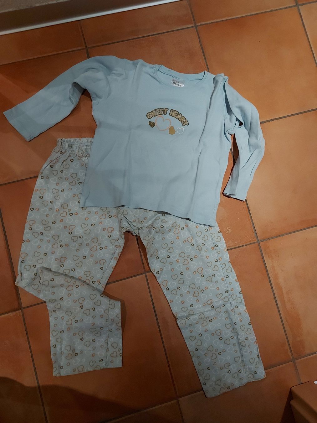 C&A Pyjamas: 2 Pyjama Taille 128 – D'occasion à Bulle par momy 2