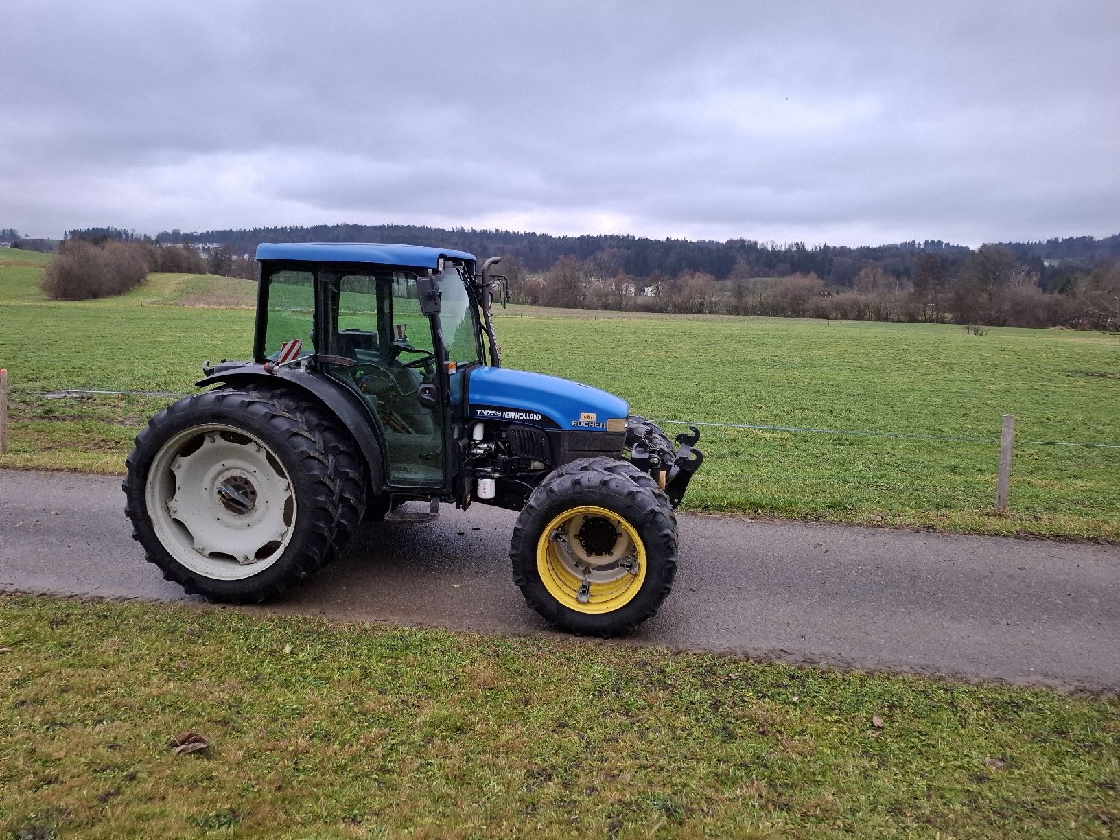 New Holland Traktoren: New Holland TN 75 S – Gebraucht aus Oetwil am See von Fiat640 2