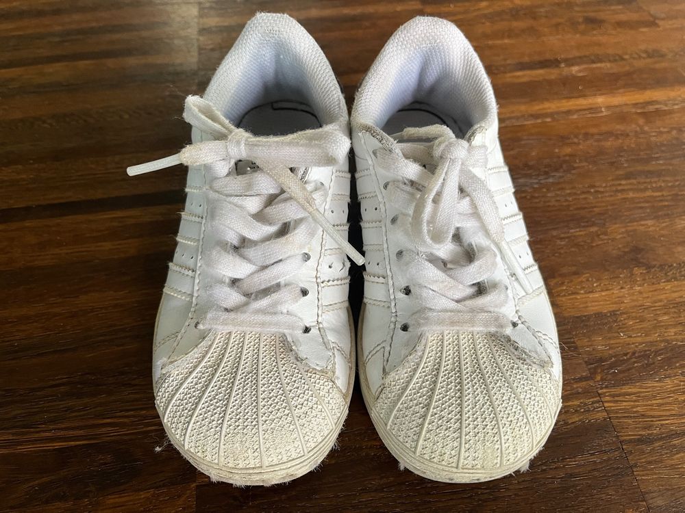 Adidas Scarpe per ragazzi: ADIDAS - Kinder Sneakers Gr. 28 – Usato da Basel venduto da cskim 3