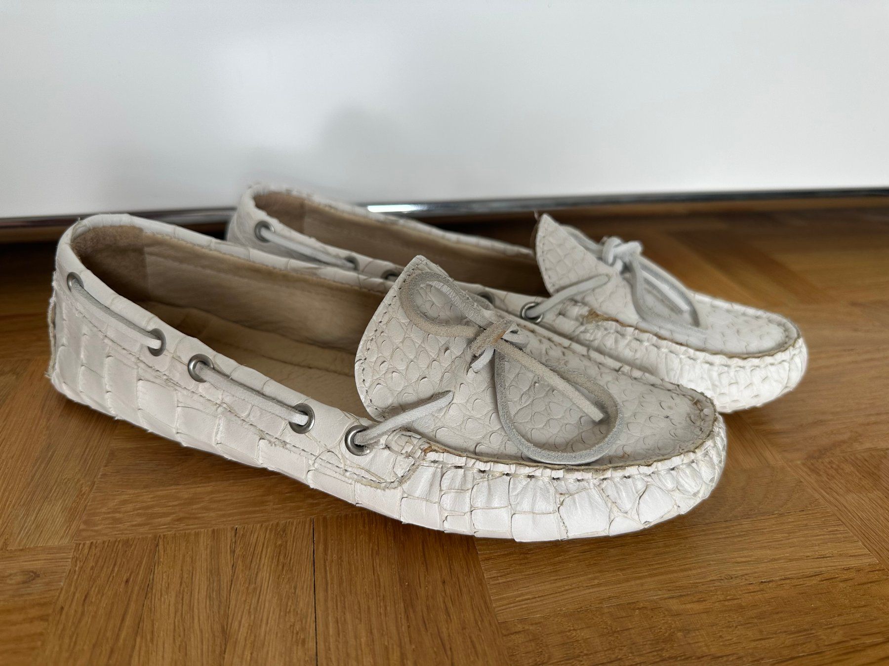 Damenschuhe: Mokassins Bata Leder weiss Gr. 38 – Gebraucht aus Winterthur von nelead