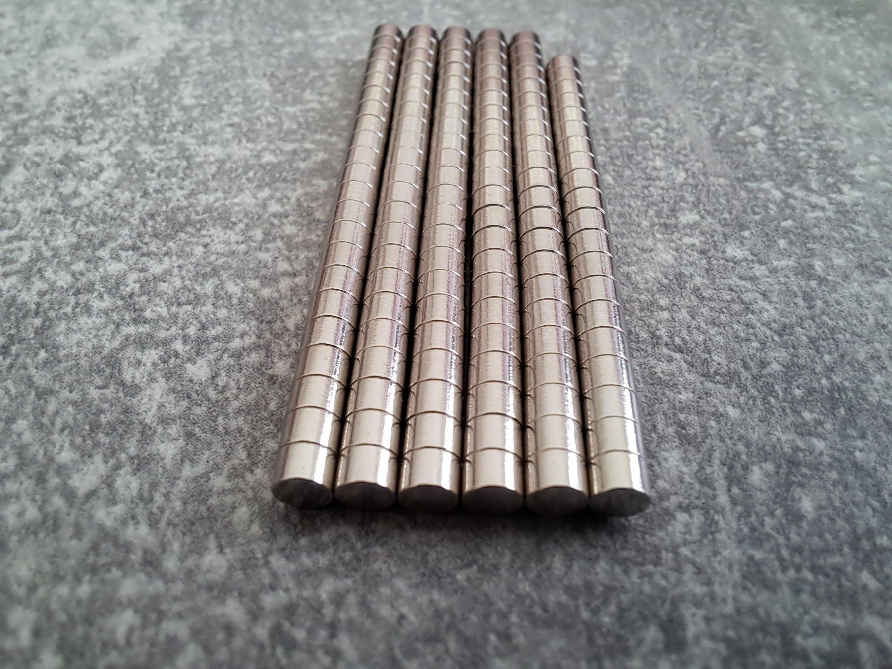 Modellini di ferrovie: Magnete rund,  3mm x 2mm – Nuovo (secondo la descrizione) da Worben venduto da Celvin62 1