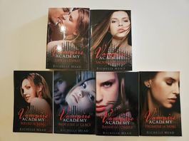 Livres VAMPIRE ACADEMY par RICHELLE MEAD