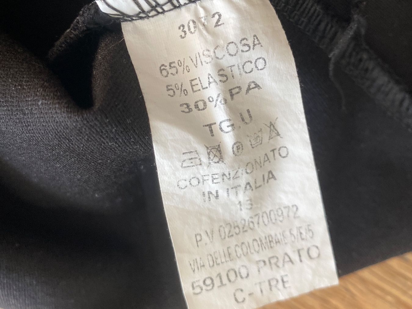Maglioni & Felpe: SHIRT MIT KRAGEN/PULLOVER GR.1 Size / schwarz / speziell – Usato da Frauenfeld venduto da Boldi46 4