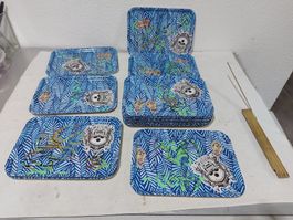 Tabletts mit speziellem Design, neuwertig (19 Stk) 28x20cm
