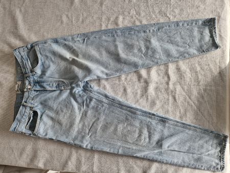 Jean taille 40
