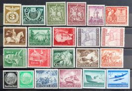 DEUTSCHES REICH: Ein Lot Postfrischer ** aus 1939–1944