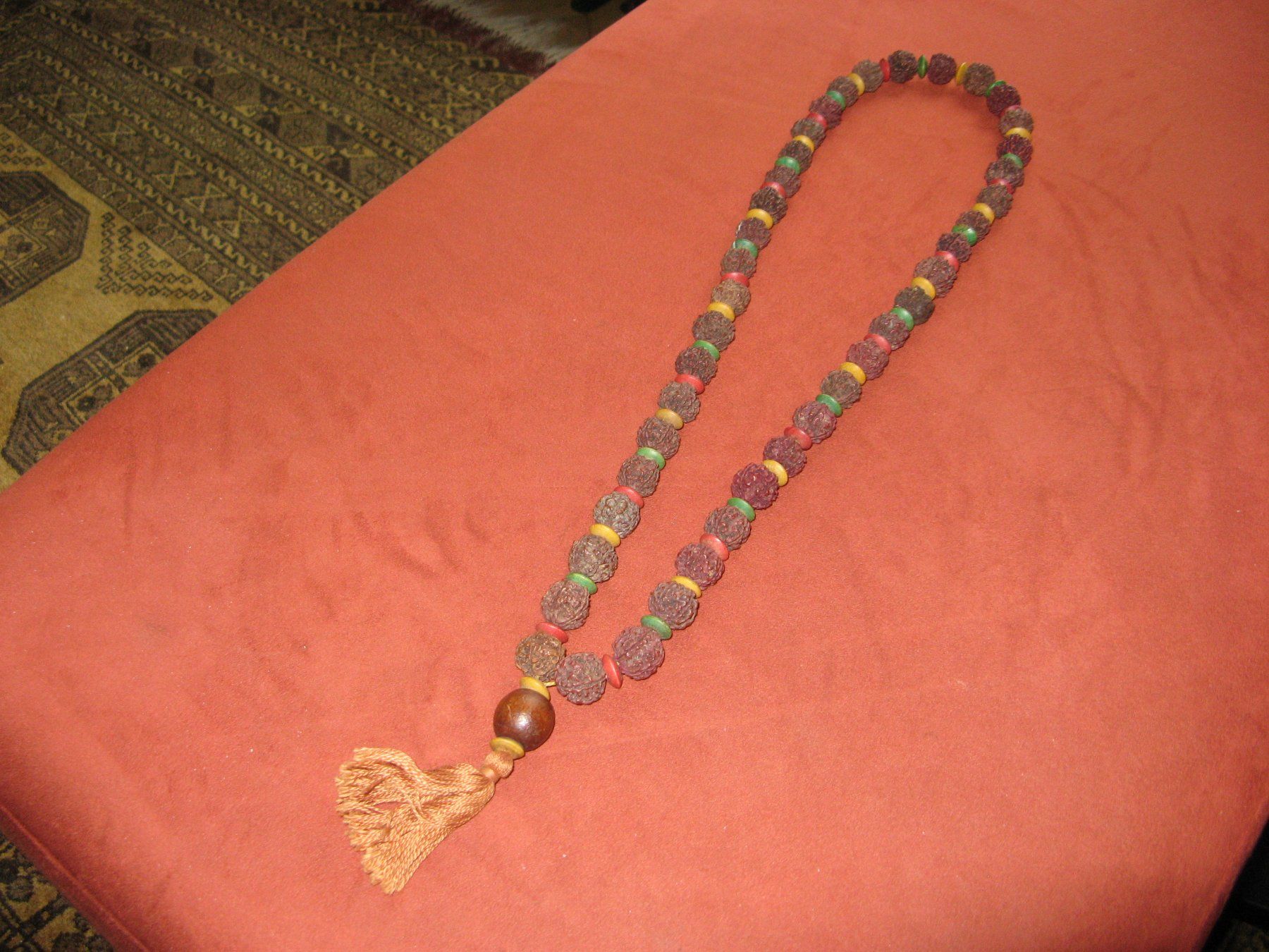 Catenine: Rudraksha Kette mit ovalen Holzperlen – Nuovo (secondo la descrizione) da Zürich venduto da apil 4