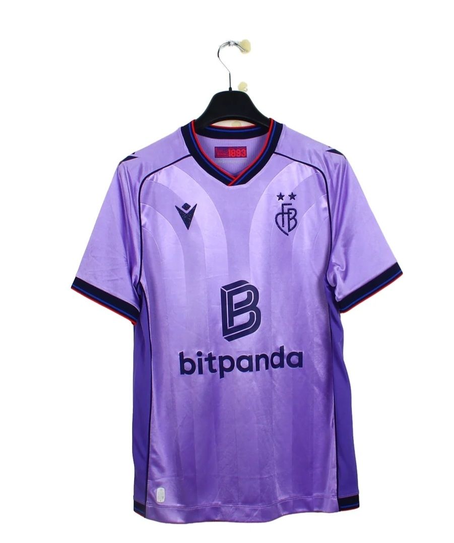FC Basel Canottiere & Pantaloni: FC Basel – Usato da Sâles (Gruyère) venduto da Rapha1111
