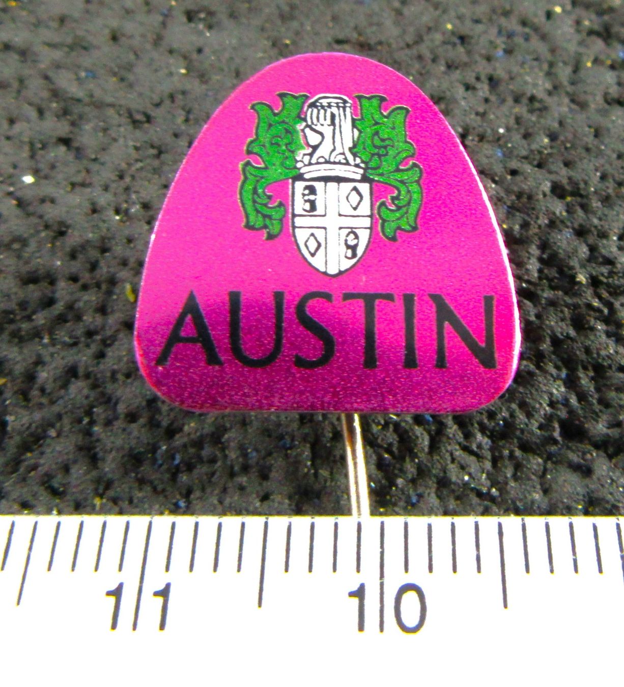 Austin Plaketten & Abzeichen: AUSTIN AUTO LOFO ABZEICHEN ANSTECKNADEL VINTAGE OLDTIMER – Gebraucht aus Ettingen von Hausi4711