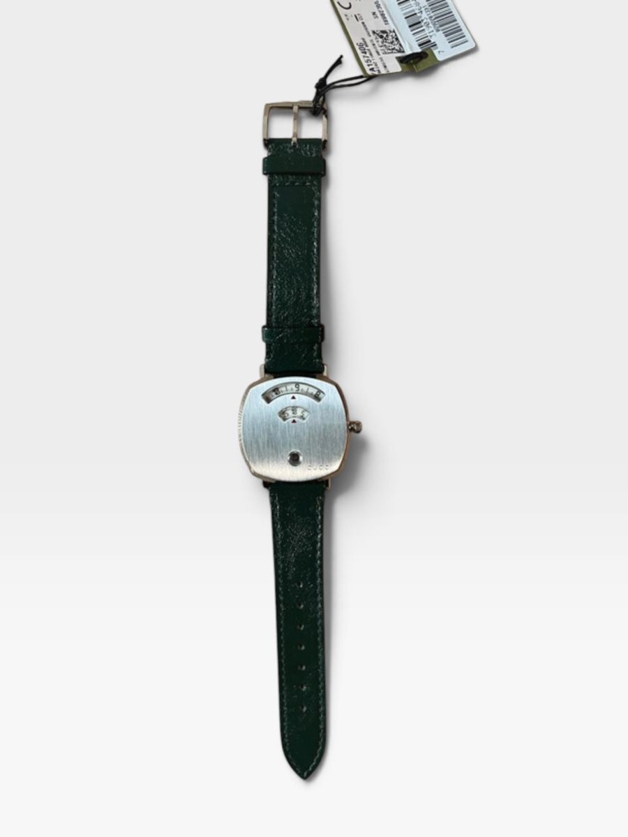 Gucci Orologi: Gucci Grip Watch – Nuovo e nell'imballaggio originale da Plan-Les-Ouates venduto da Loved_Panda_Clothing 2