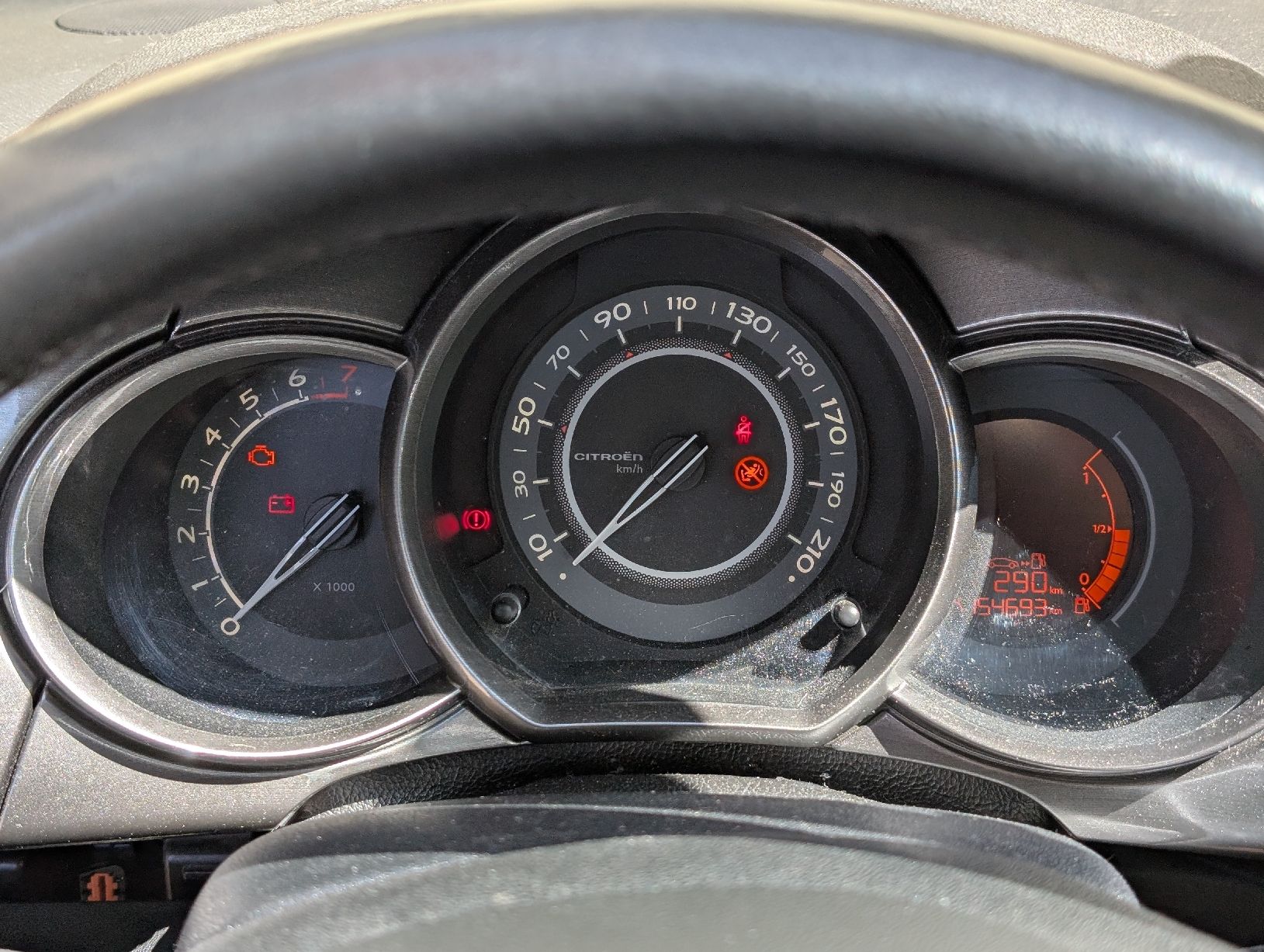 Citroën Automobili: Citroen C3 16i/16v black Handschaltung – Usato da Schübelbach venduto da Rhabilleur 6