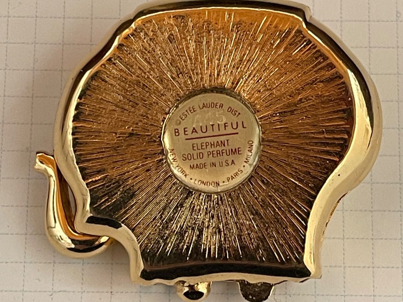 Estée Lauder Flaconi: Seltenes Sammlerstück Estee Lauder Elephant Compact Solid – Usato da Winterthur venduto da moschtli20 1