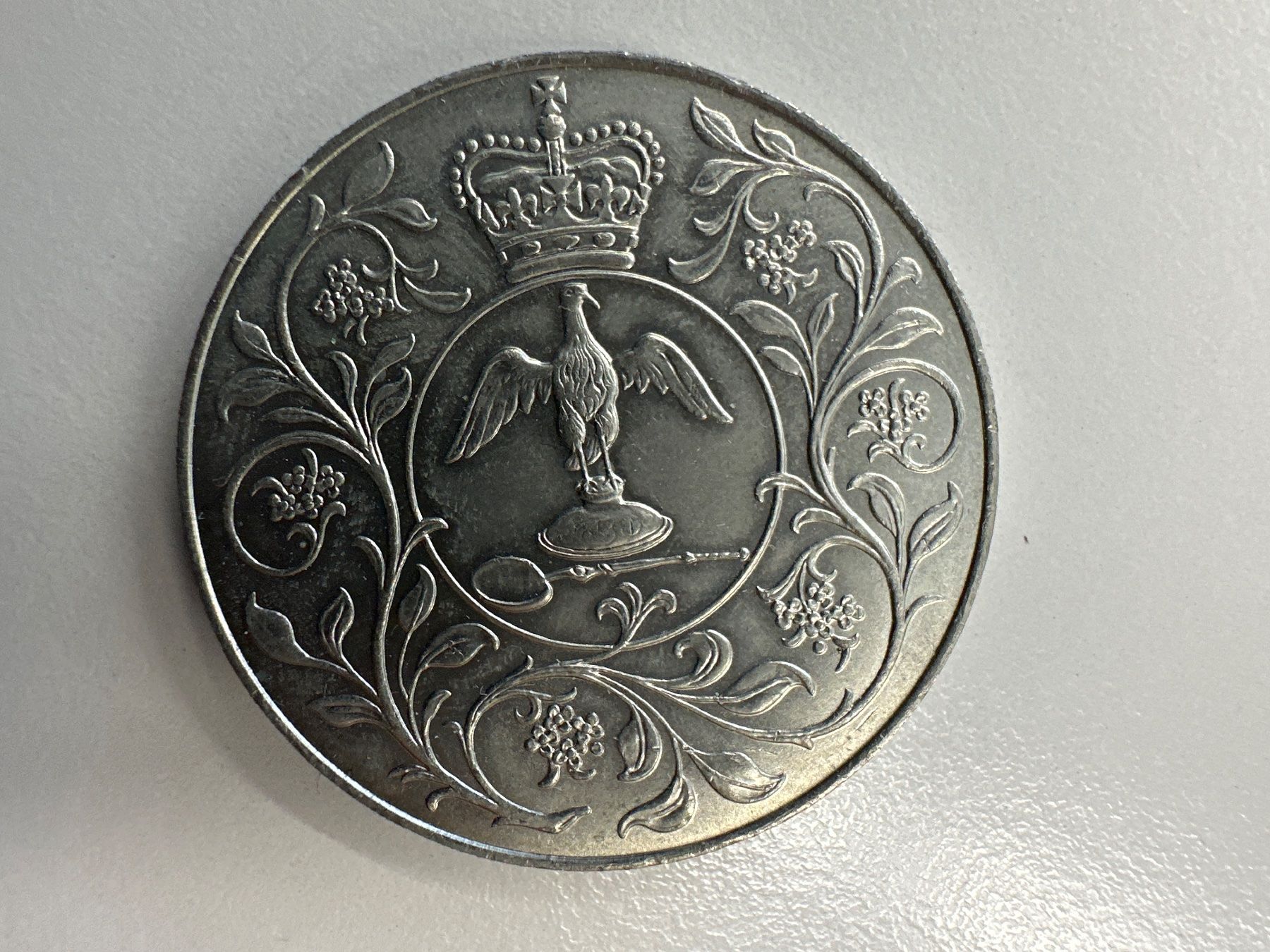 Tutti le monete: 3x 1 Crown, 1x 25 Pence England – Usato da Herisau venduto da herau 3