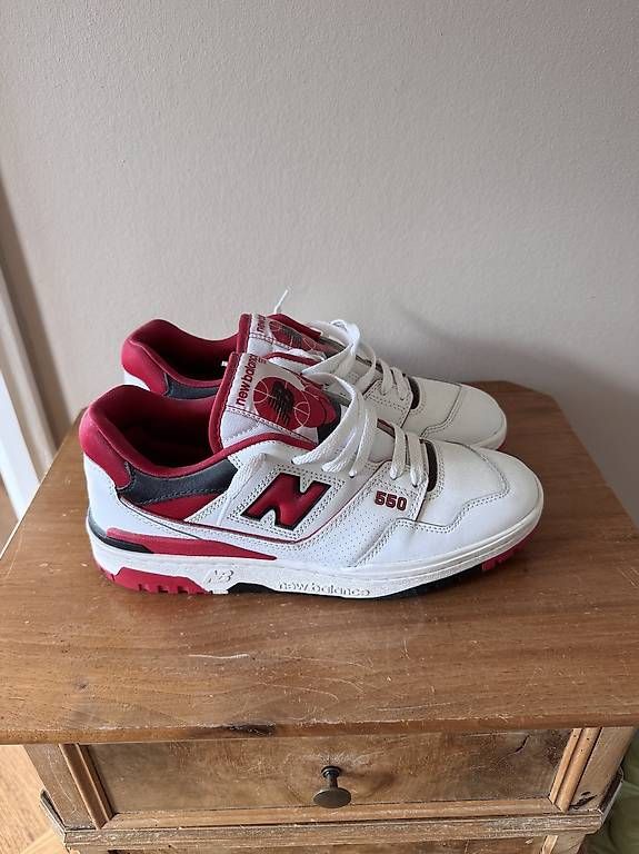 Scarpe da uomo: new balance 550 white red grösse 42 – Usato da Zürich venduto da ind_5xp7 2