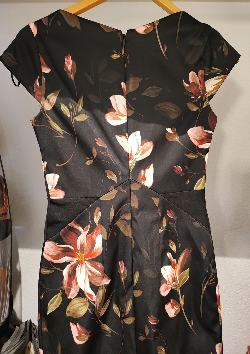 Phase Eight Vestiti: Phase eight dress UK 8 /EU34 – Nuovo (secondo la descrizione) da Berikon venduto da pangding 4