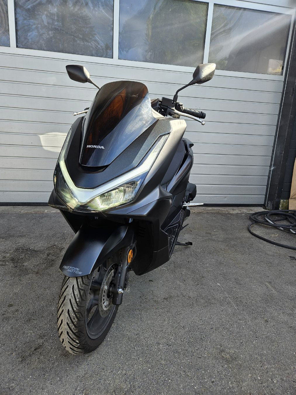Honda Scooters: Honda PCX 125 ccm, 2025, 4300km – Gebraucht aus Bösingen von rafu2010 1