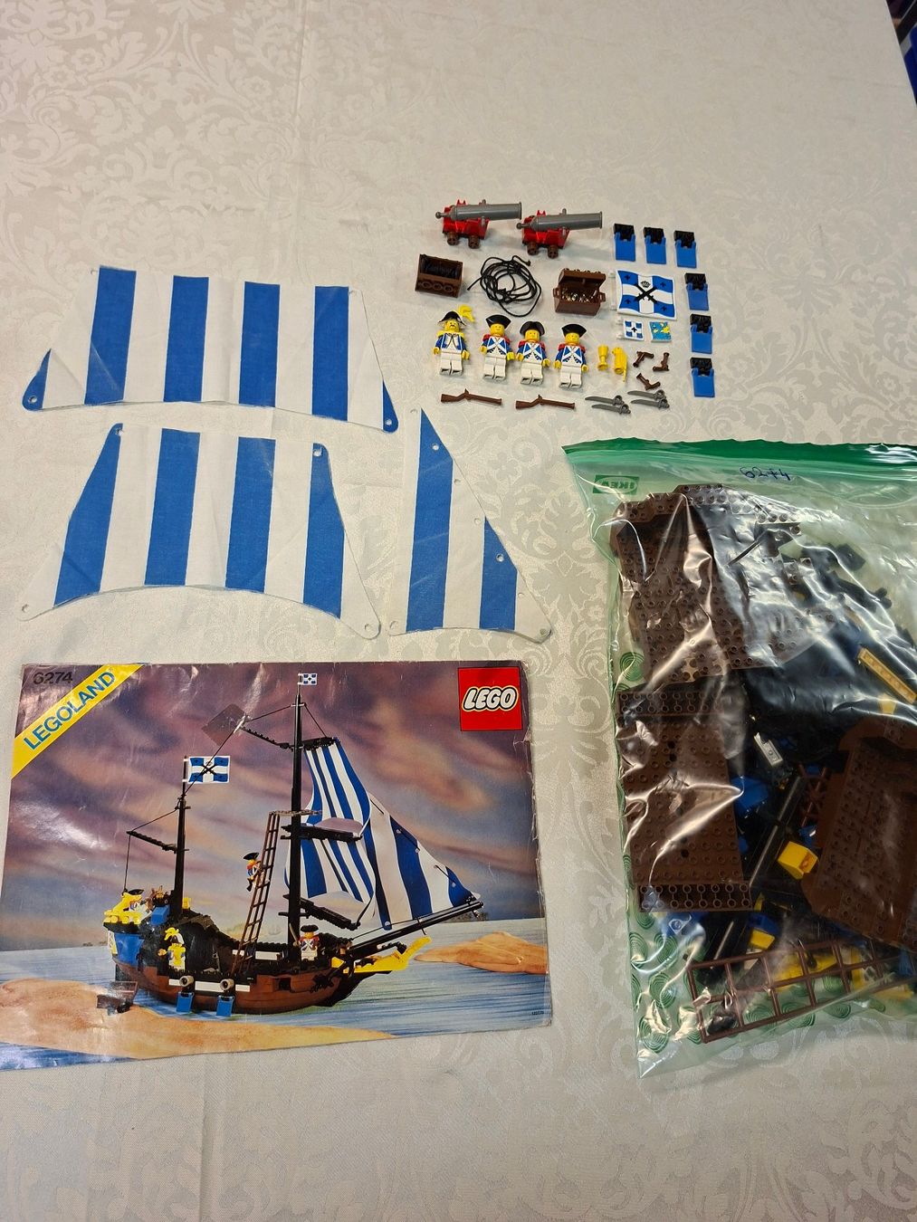 Lego Spielzeuge: Lego 6274 Pirates Caribbean Clipper – Gebraucht aus Sils im Domleschg von AMAG_AUDI_ZH 1