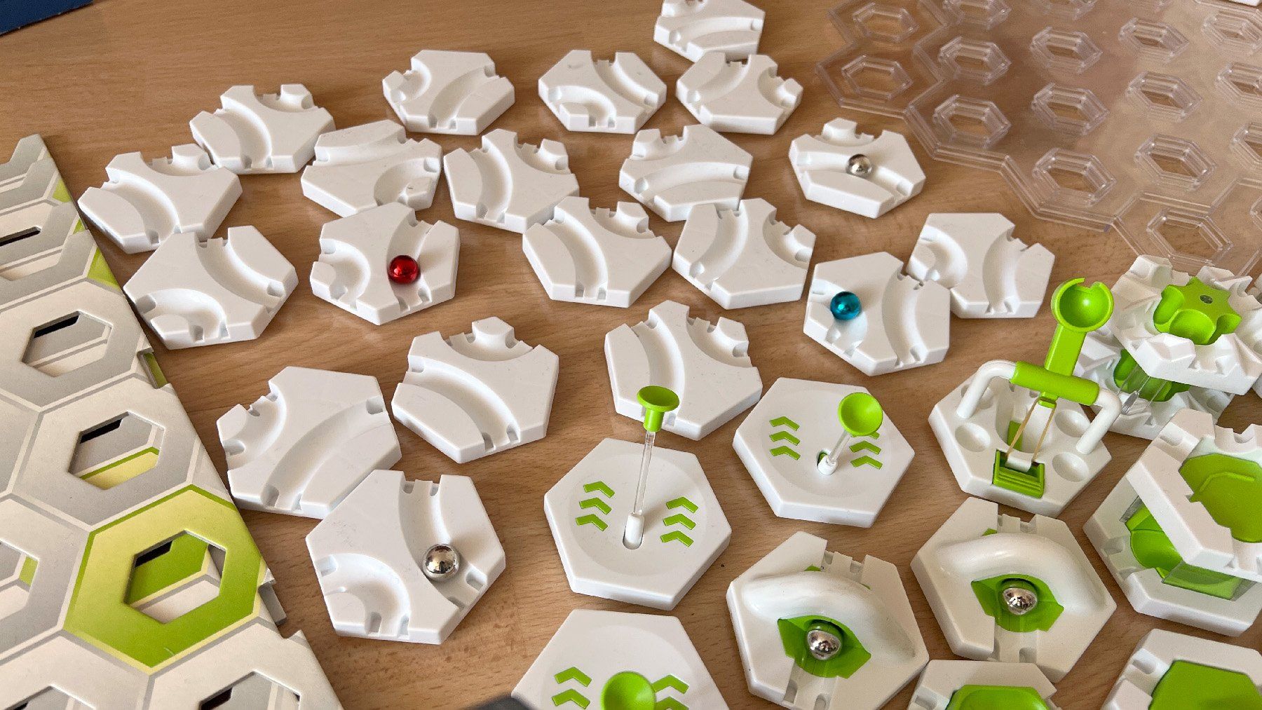 Ravensburger Giocattoli: Gravitrax Starterset mit vielen Extras – Usato da Luzern venduto da Chregnot 1