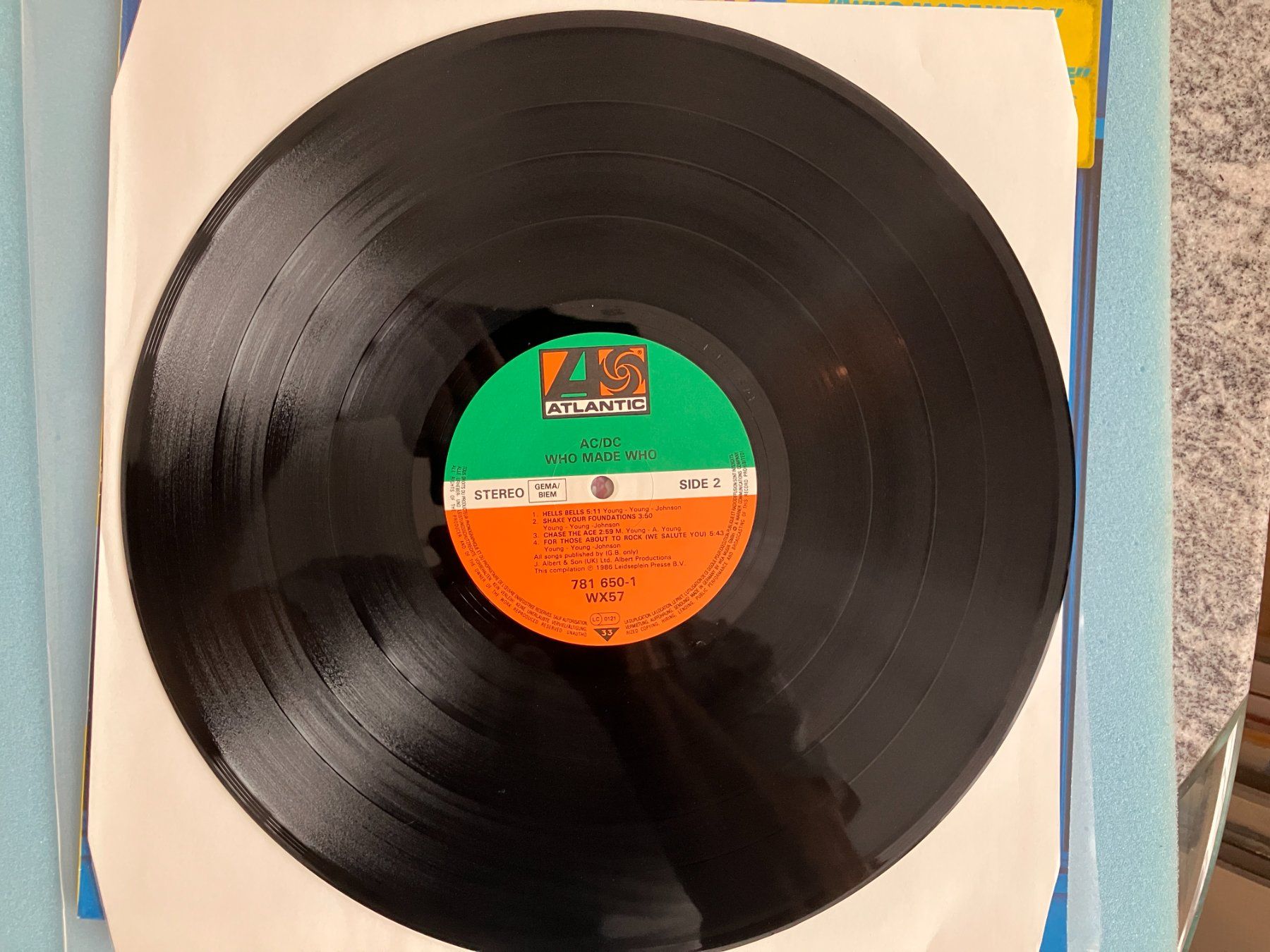 Vinyles: AC/DC – D'occasion à Aarwangen par Jukebox3 7