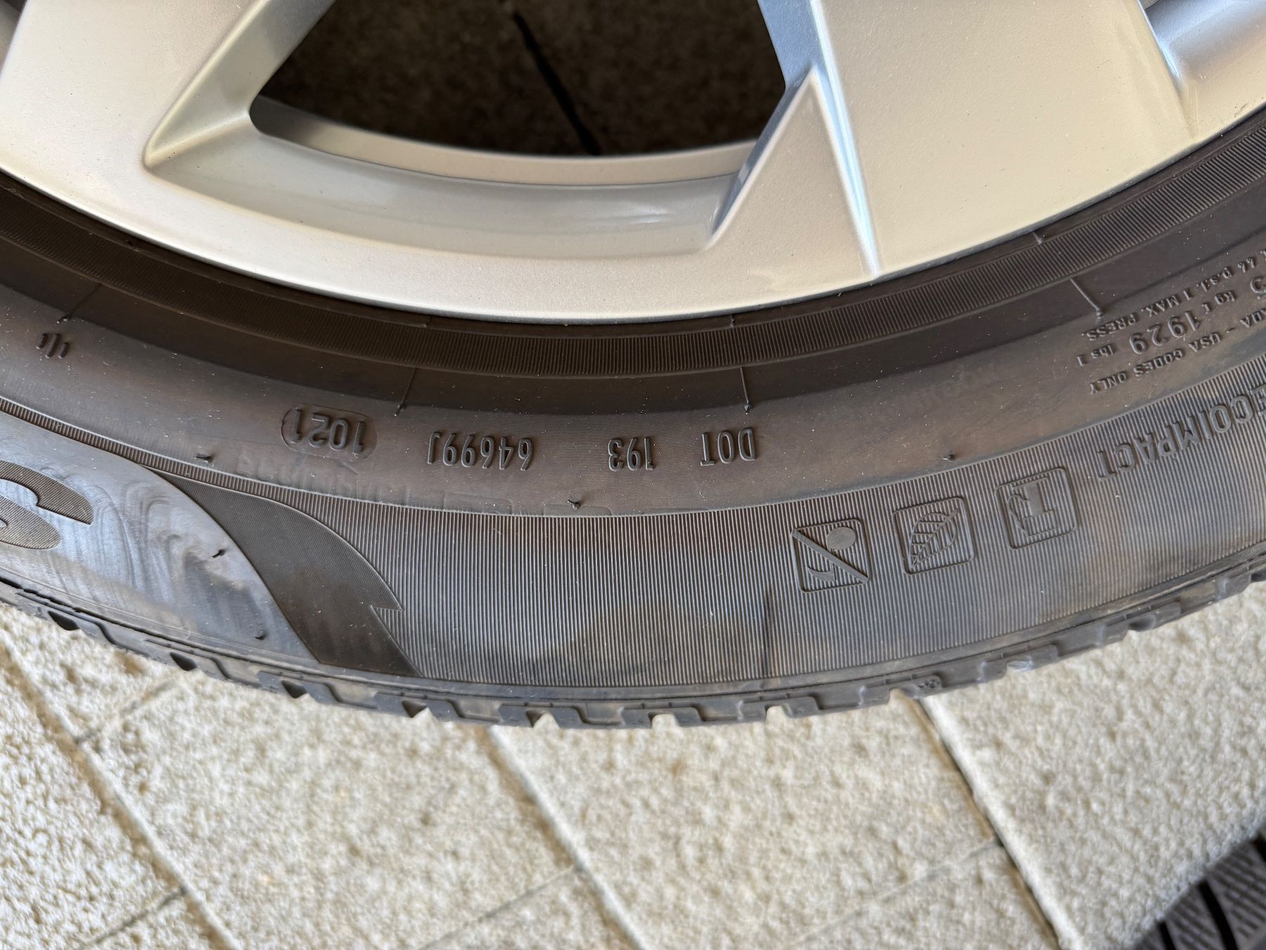 Volkswagen Pneumatici & Ruote complete: VW ID.4 GTX / Audi E-Tron Q4  Winteräder – Usato da Oftringen venduto da Monie4life 6