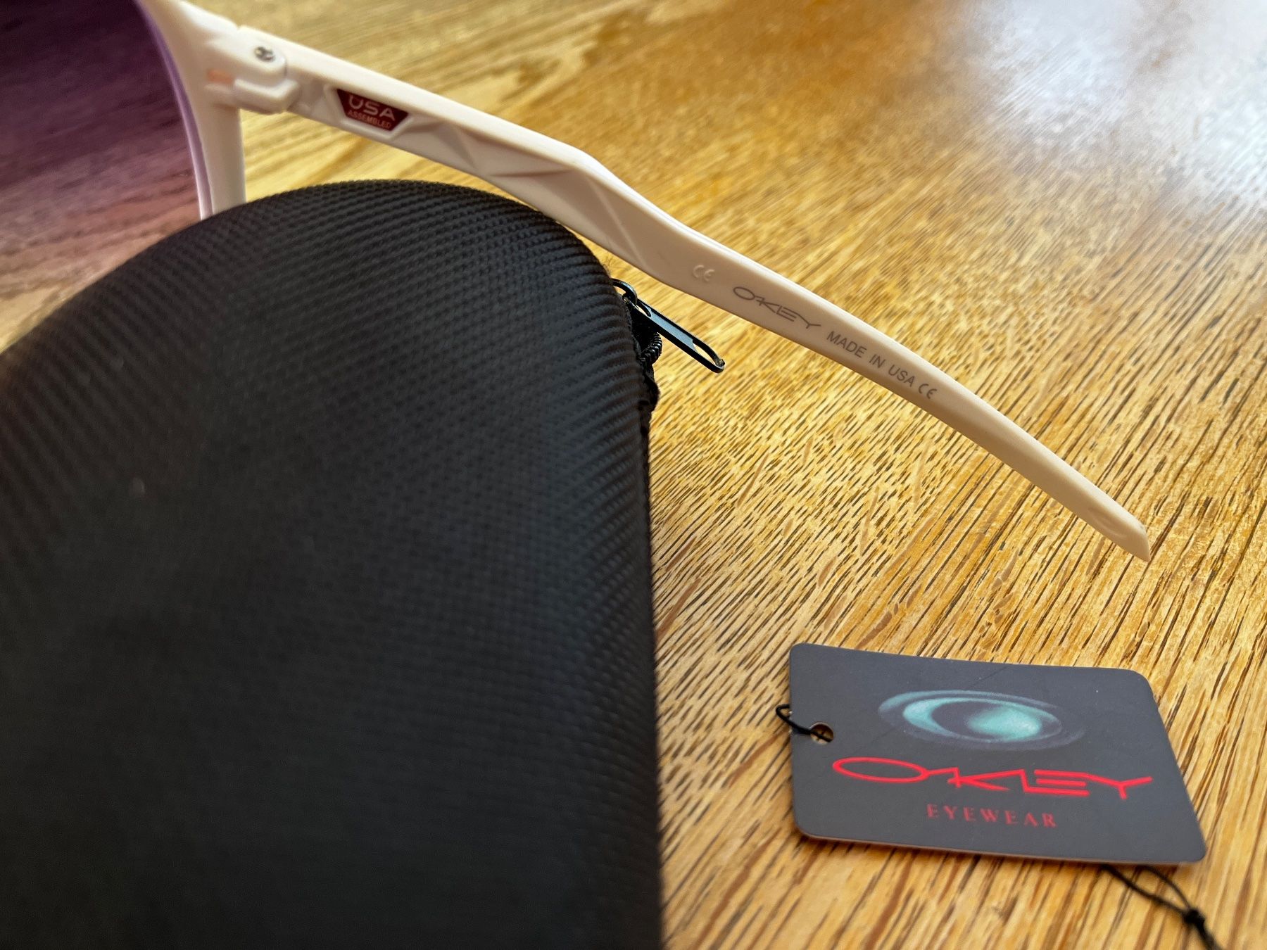 Oakley Occhiali & Lenti: Lunette de soleil estampillée Oakley – Nuovo e nell'imballaggio originale da Flanthey venduto da Didiphil 2