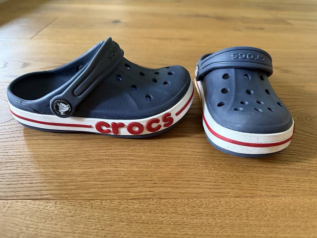 Crocs Schuhe für Jungen: Crocs Gr. C 11 // 28-29 – Gebraucht aus Wangen SZ von Zimmone