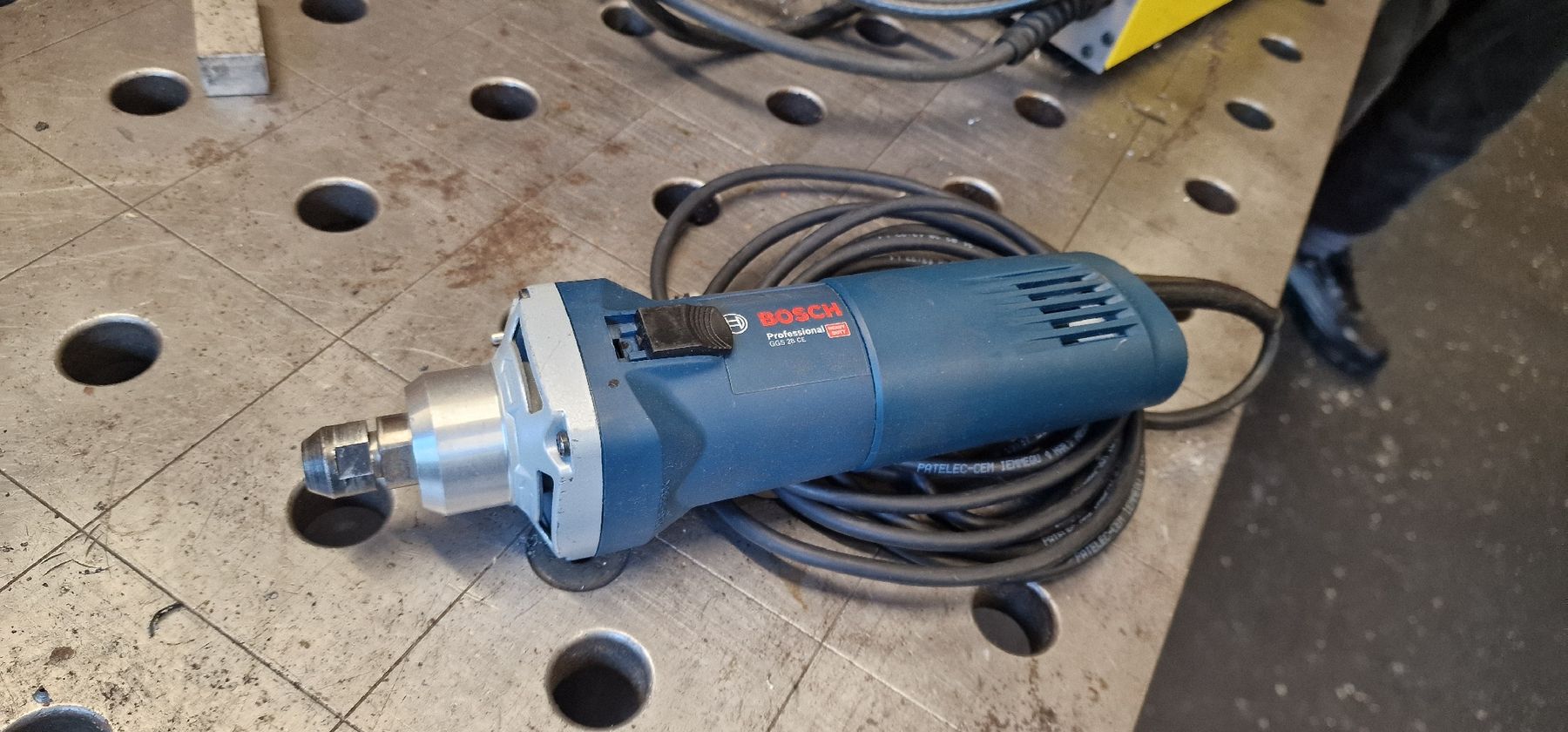 Suhner Aiguiseuses & polisseuses: Bosch Geradeschleifer – D'occasion à Emmenbrücke par inf_l8yf 1