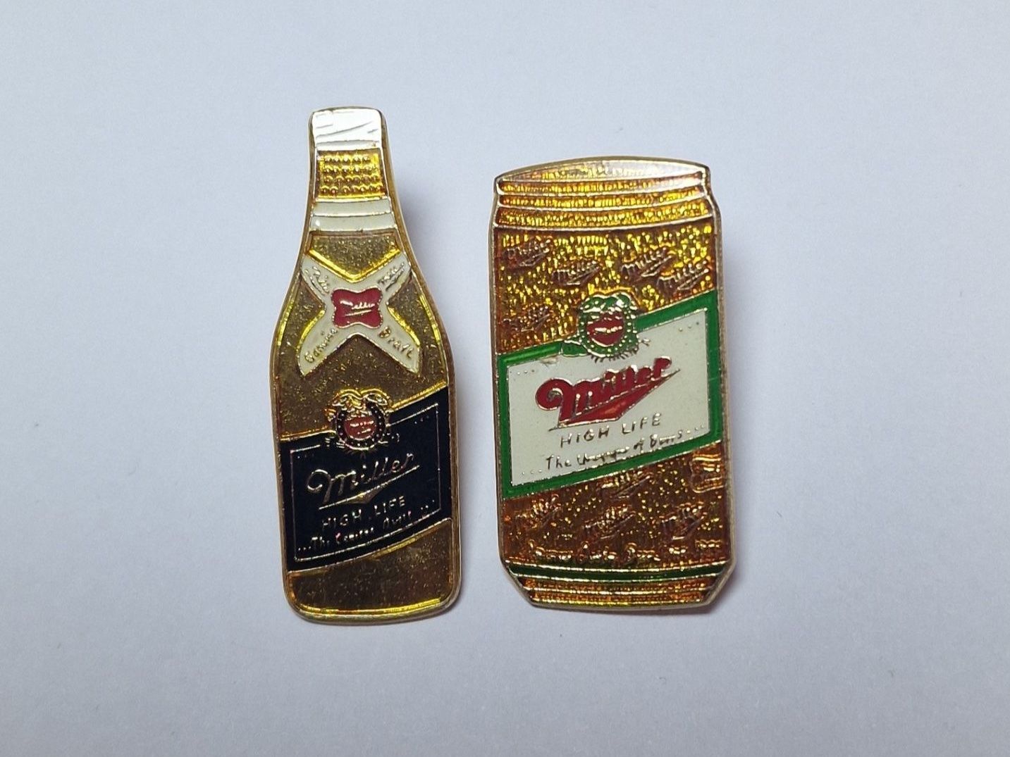 Placchette & Badge: Miller Beer Flasche & High Life Can Pins – Usato da Mitlödi venduto da Raphy1996