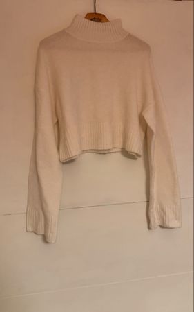 Pullover weiss Rollkragen Cropped Grösse S guter Zustand