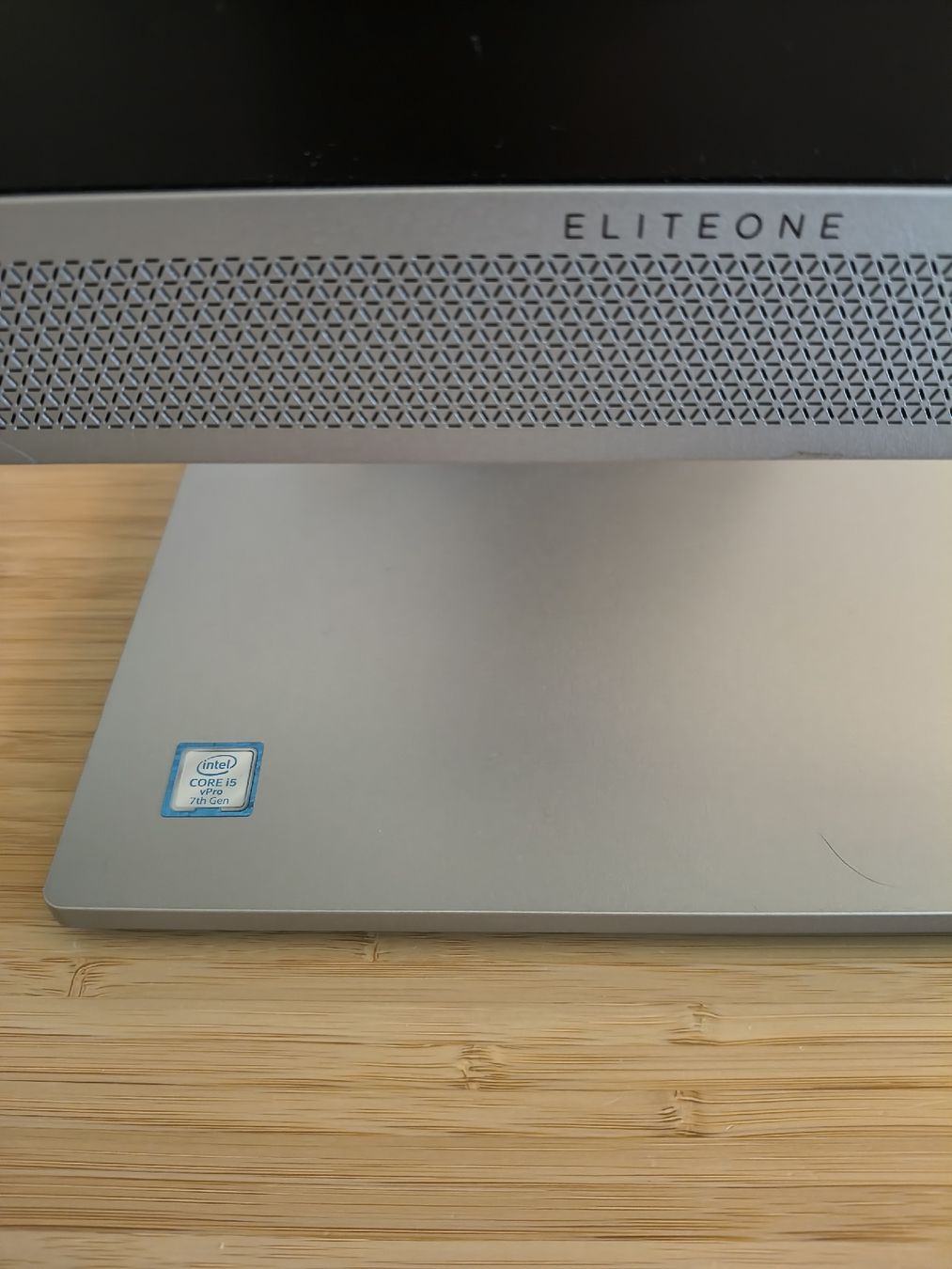 PC: HP EliteOne 800 G3 All-in-One PC – Nuovo (secondo la descrizione) da Köniz venduto da stunnadeniro 2