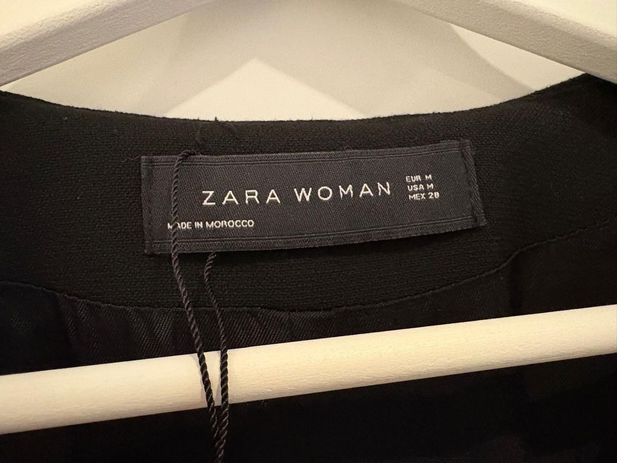 Zara Giacche: Schwarze Zara Jacke , Grösse M – Usato da Triesen venduto da ValDeMer85 1