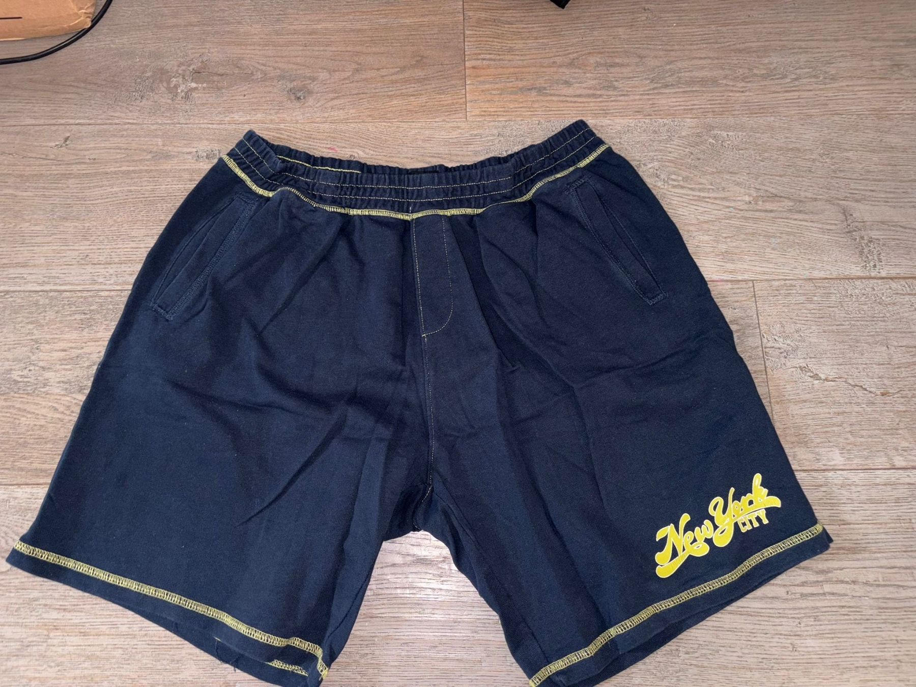 Hosen: Blaue Shorts – Neu (gemäss Beschreibung) aus Goldach von jil_vnd8