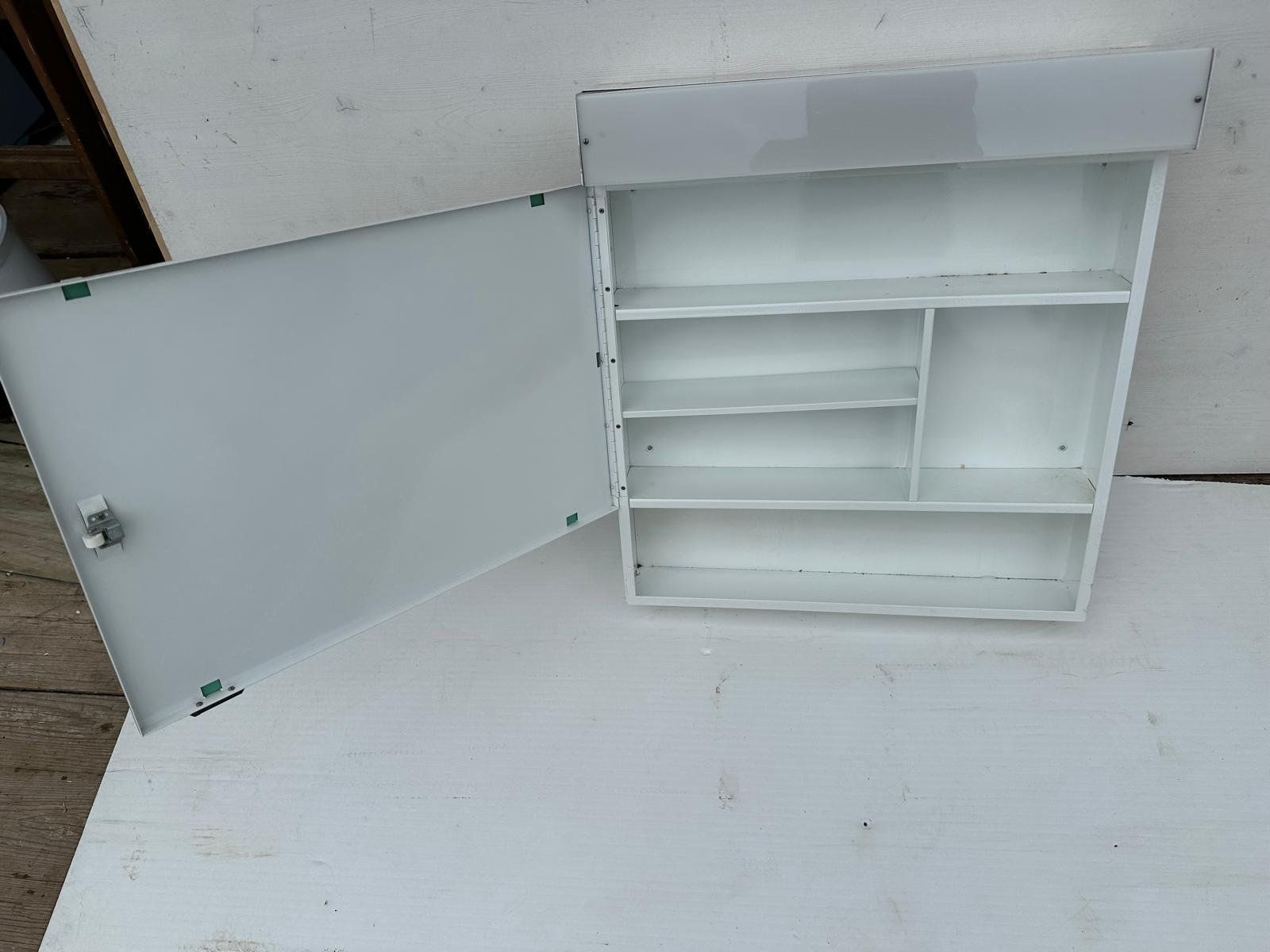 Armadietti a specchio: Spiegelschrank – Usato da Spreitenbach venduto da Space_X 2