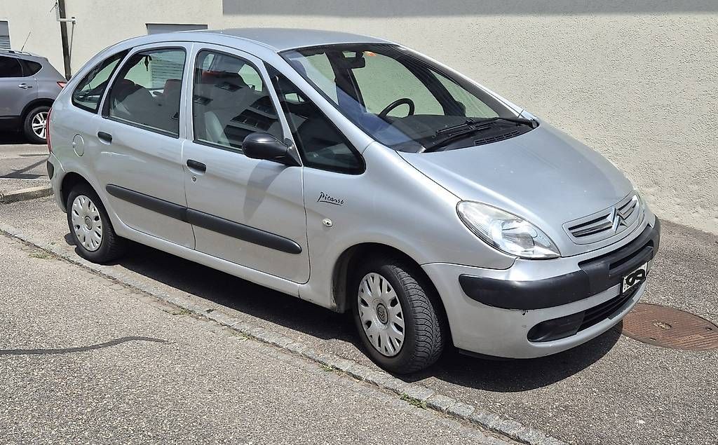 Automobili: Geräumiger Minivan mit Klimaanlage – Usato da Kirchberg BE venduto da Moesu72 1