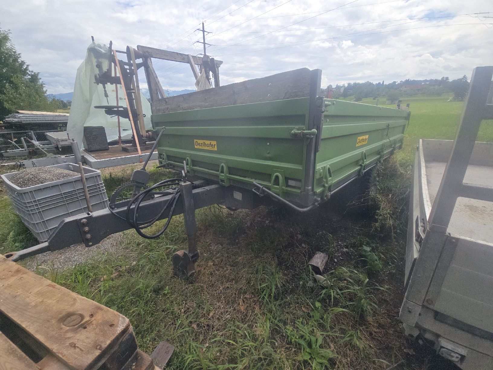 Camions-bennes: Landwirtschaftlicher Kipper  – D'occasion à Freidorf TG par baumigg