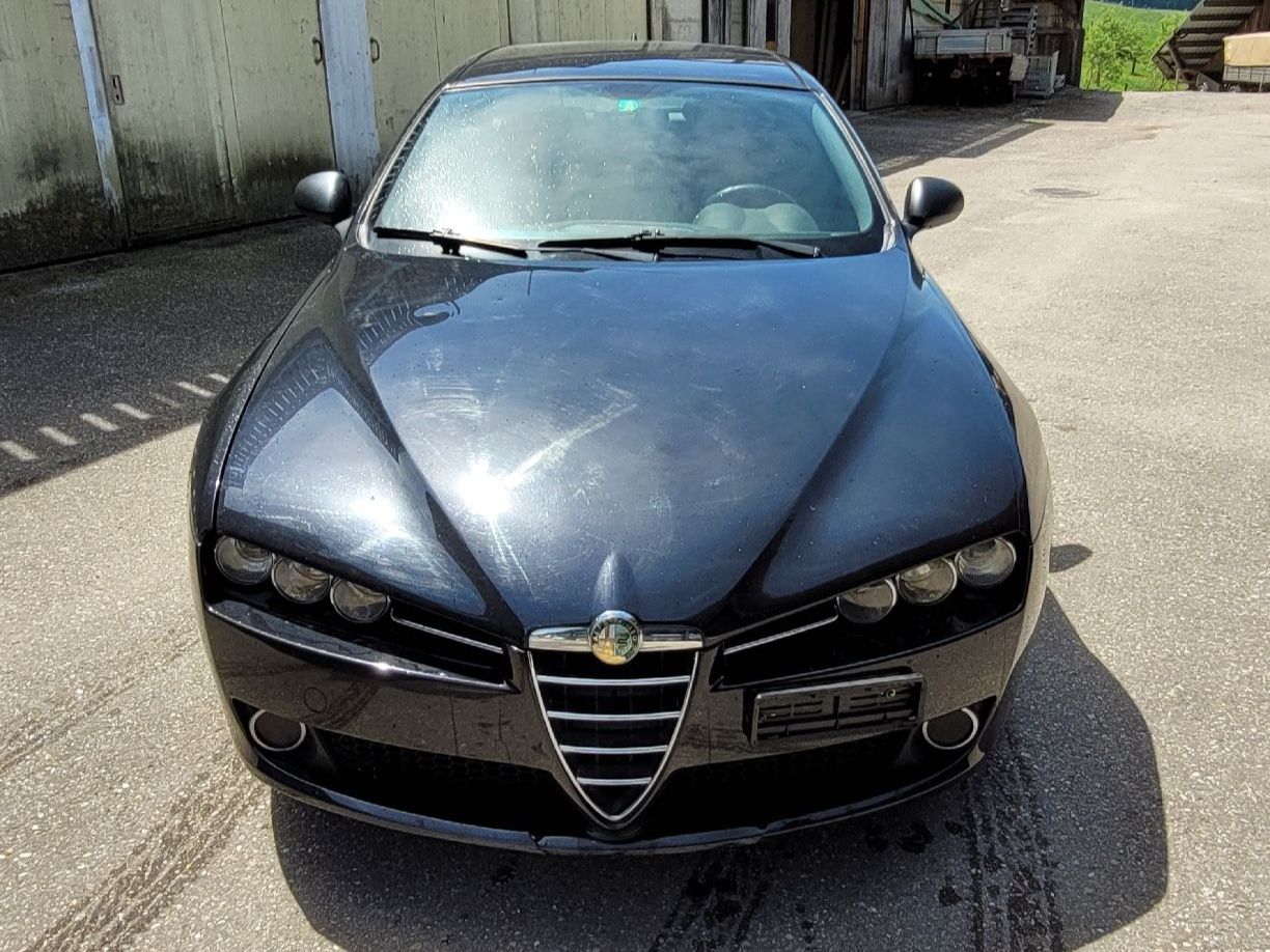 Alfa Romeo Automobili: Alfa Romeo 159 2.4 Jtdm – Difettoso da Thunstetten venduto da Emily2016 1