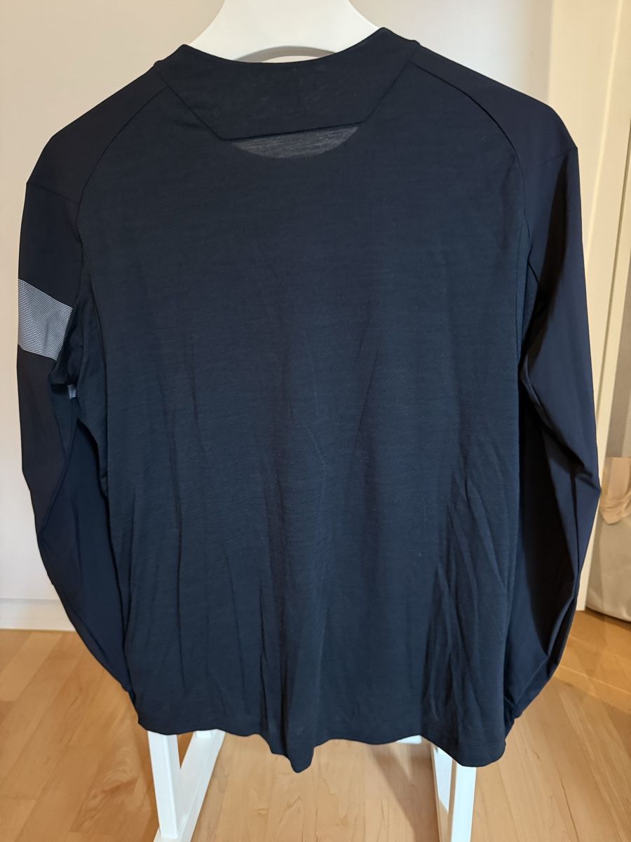 Rapha T-shirts: Rapha Trail Shirt – Neuf avec emballage d'origine à Jegenstorf par mammut02 1