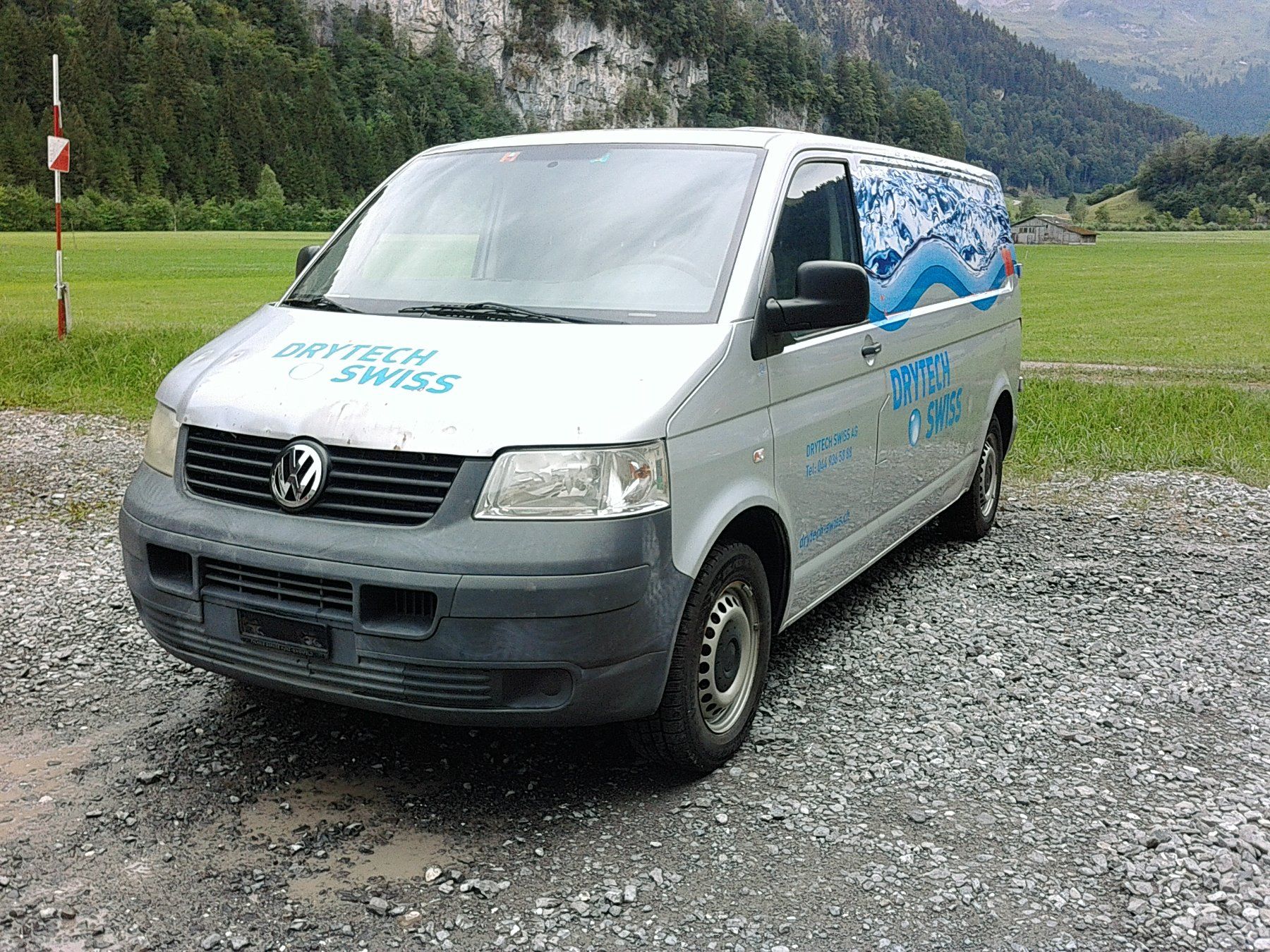 VW Véhicules utilitaires: VW Buss T5 – D'occasion à Unteriberg par World54