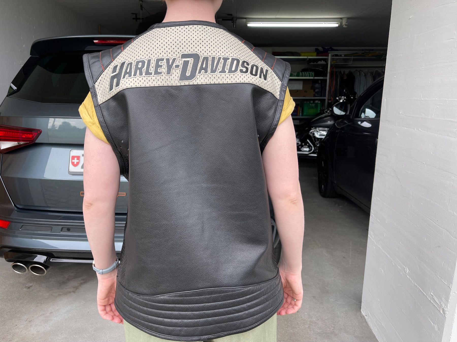 Harley-Davidson Gilet & Giacche senza maniche: Motorrad Leder Gilet Harley Davidson – Usato da Uerikon venduto da Taveuni01 2